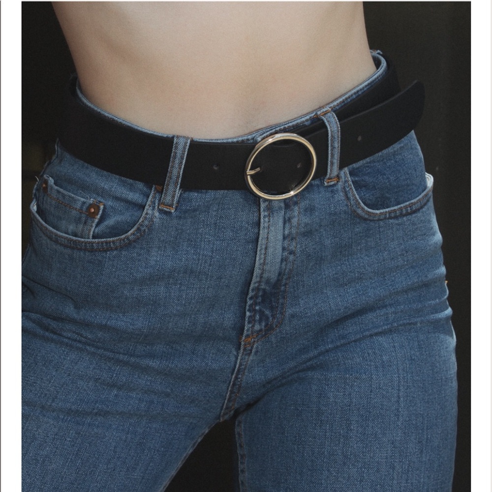 Brandy Melville Silver Circle belt NWT